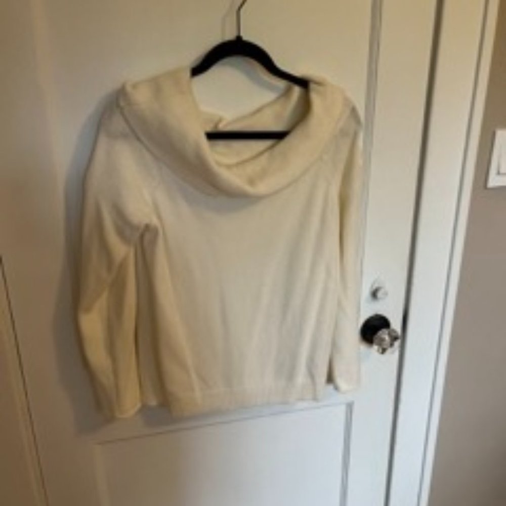 Anthropologie White/Cream Sweater - Size Large